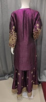 QUNOOT CLOSET Salwar Kameez Traditionnel Brodé en Polyester/Nylon à Séchage Rapide pour Femme, Style Indien et Pakistanais, Ensemble Palazzo pour Mariage