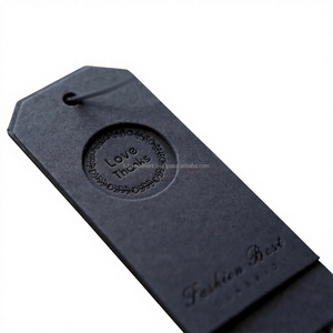 Etiquetas colgantes sostenibles tarjeta texturizada troquelada papel personalizado etiqueta colgante para ropa y zapatos bolsos de mano - Product Image 1
