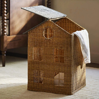 Panier de rangement créatif en rotin tressé à la main pour maison de poupée, panier décoratif pour maison de jouets, organisateur naturel fait main pour chambre d'enfant