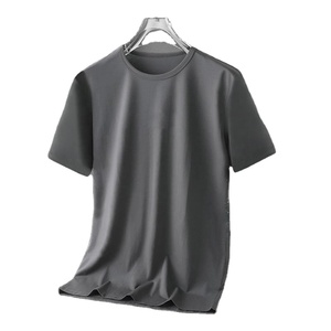 เสื้อยืดผู้ชายผ้าฝ้ายแท้ 100% แบบเรียบ ดีไซน์โลโก้ด้านหน้า คุณภาพสูง รับผลิตตามสั่ง ราคาถูก ขายดี - Product Image 4