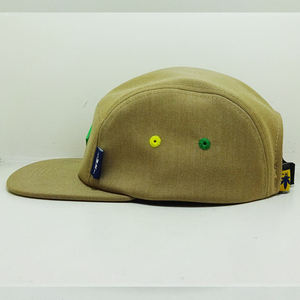 หมวกแก๊ป 5 แผงแบบ Snapback สำหรับกิจกรรมกลางแจ้ง  โลโก้ยางหลากสี หมวกทรงสปอร์ต  หมวกสั่งทำพิเศษจากโรงงานเวียดนาม หมวกวิ่ง - Product Image 2