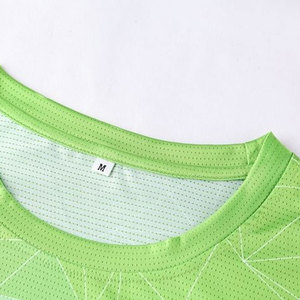 เสื้อผ้าฝึกซ้อมผ้าเนื้อนุ่มระบายอากาศได้ดี เสื้อยืดกีฬา ใส่สบาย เหมาะสำหรับออกกำลังกาย วิ่ง ฟิตเนส และกิจกรรมกลางแจ้ง - Product Image 3