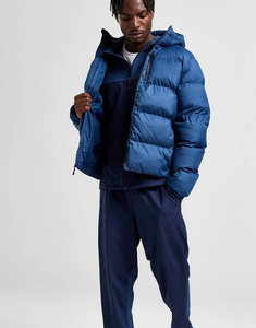 Veste matelassée haut de gamme pour homme, nouvelle conception, coupe-vent rembourré, motif bomber, chaud et imperméable pour l'hiver - Product Image 2