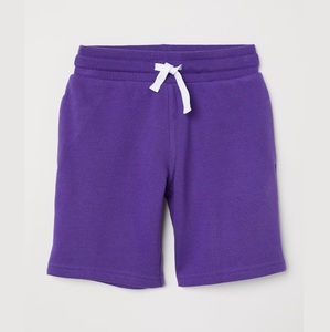 Shorts de jogging amples en molleton noir avec cordon de serrage, épais et respirants, style streetwear, personnalisables avec logo - Product Image 6