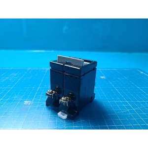 Protecteur de circuit Fuji CP32D CP32D 5A, utilisé comme pièce détachée pour équipement semi-conducteur d'époque - Product Image 5