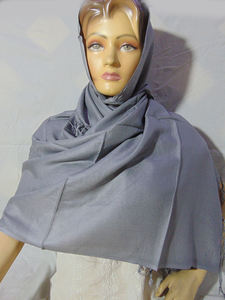 Lot en gros de foulards hijab longs unis en rayonne faits à la main, couleur unie, style indien, foulards en soie, accessoire d'été pour femme - Product Image 5