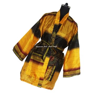 KS002 2026 Robe Kimono Courte Vintage en Soie Imprimé Floral, Cache-maillot de Plage Long, Robe Maxi Indienne Ethnique, Peignoir de Bain - Product Image 3