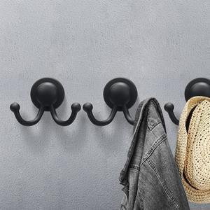 Porte-manteau mural robuste en métal industriel élégant à double crochet pour garage - Product Image 4