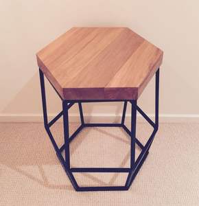 Taburete Rústico de Madera y Hierro, Ideal para la Isla de la Cocina o la Barra, con Base de Hierro Resistente - Product Image 6