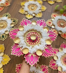 Portavelas de Metal y Madera Hecho a Mano con Diseño de Rangoli de Loto, Decoración para Mesa de Hogar, Oficina, Bodas, Navidad y Diwali - Product Image 3