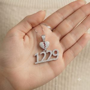Colgante de esmalte con cierre de corazón roto, chapado en oro de plata 925, con inicial y número personalizados, de moissanita brillante, estilo hip hop, para fiestas, de moda - Product Image 4