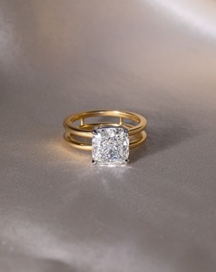 Anillo de compromiso de oro sólido de 14 quilates de dos tonos con diamante cultivado en laboratorio de corte cojín, doble banda, 8 mm, anillo de boda, regalo para mujer - Product Image 1