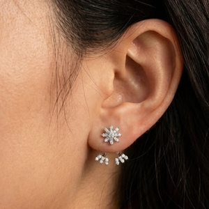 Boucles d'oreilles clous tendance en or blanc massif 18 carats avec diamants véritables, qualité supérieure, vente directe usine, idéales pour mariage et anniversaire - Product Image 2