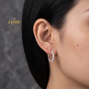 Boucles d'oreilles classiques pour femmes en or blanc avec diamant de laboratoire taille poire couleur D, pour tous les jours, mariage et fiançailles - Product Image 1