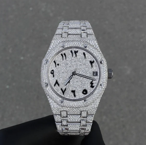 Montre de luxe en acier inoxydable de haute qualité avec mouvement à quartz et bracelet entièrement serti de diamants Moissanite VVS pour hommes et femmes - Product Image 1