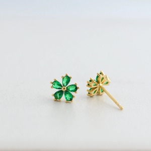 <b>Emerald</b> Green Flower <b>Stud</b> Earrings Dainty Pear CZ 14K Solid Gold May Birthstone Minimalist Jewelry for Women Wedding Anniversary - Product Image 4