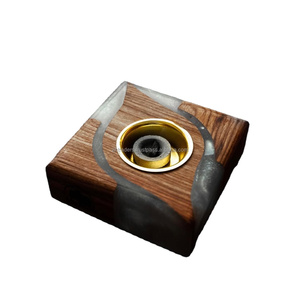 Elegante Quemador de Incienso Árabe de Resina Epoxi y Madera para Fragancia de Oud y Ambiente Artístico en el Hogar - Product Image 5