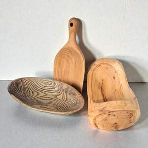 ถาดไม้โอ๊คแกะสลักทำมือ ถาดใส่เครื่องประดับไม้สไตล์เรียบง่าย จานเสิร์ฟผลไม้ จานเสิร์ฟของว่าง จานเสิร์ฟซูชิ โดย Universal - Product Image 1