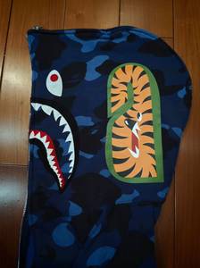 เสื้อฮู้ดซิปสีน้ำเงินล้วน ทรงโอเวอร์ไซส์ สตรีทแวร์ แขนเสื้อแบบแร็กแลน พิมพ์ลาย ผ้าฝ้าย 100% เหมาะสำหรับใส่ในฤดูหนาว - Product Image 6