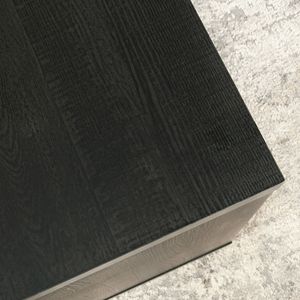 Tavolino da Caffè Westley con Finitura in Legno Nero Rustico, Piano in Marmo e Struttura in Metallo - Product Image 4