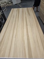 Planche en peuplier carbonisé massif sur mesure avec service de correspondance des couleurs, disponible pour les applications en bois de design intérieur