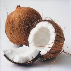 Proveedor de Pulpa de Coco Fresca Blanca Natural, Pulpa de Coco Madura Premium para Leche de Coco y Procesamiento de Alimentos - Product Image 1