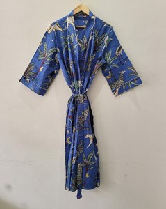 ชุดกิโมโนผ้าฝ้ายพิมพ์ลายบล็อกสีครามสุดหรู ระบายอากาศได้ดี แขนยาว เป็นมิตรกับสิ่งแวดล้อม งานฝีมือดั้งเดิมสำหรับฤดูร้อน - Product Image 1