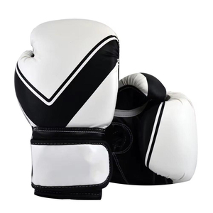 Gants de boxe en cuir PU personnalisables en gros, anti-humidité, à lacets, pour entraînement MMA et usage sur sac de frappe par RAMF SPORTS - Product Image 1