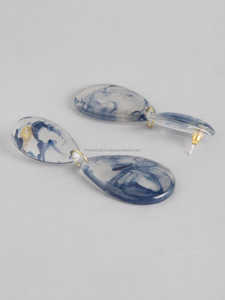 Pendientes llamativos de Hip Hop de resina de tendencia de diseño de lujo, tamaño y Color personalizados, Pendientes colgantes de moda del proveedor indio - Product Image 3