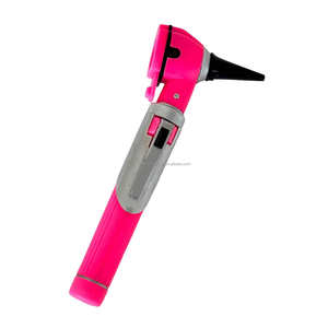 Set Profesional de Otoscopio y Oftalmoscopio Eléctrico de Acero Inoxidable Negro para Exámenes de Oído y Ojo, con Certificación CE ISO para Uso Médico y Veterinario - Product Image 4