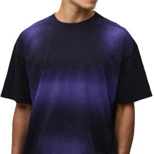 เสื้อเชิ้ตผู้ชายสีพื้นไล่เฉดสีพร้อมโลโก้สั่งทำ ผ้าคอตตอนหนา 190 GSM สตรีทแวร์แฟชั่นอเมริกา ย้อมสีแบบ Tie Dye รับผลิตแบบ OEM แบรนด์ส่วนตัว - Product Image 2