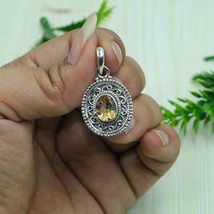 Pendentif ovale vintage en argent sterling 925 avec pierre précieuse citrine jaune naturelle |   Bijoux en filigrane faits à la main |   Bijoux en argent en gros - Product Image 4