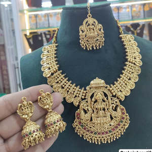 Ensemble de collier temple en plaqué or avec pierre Pota et perles 10581309PGR Parure de bijoux fins - Product Image 1