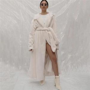 Manteau long en fausse fourrure moelleuse et surdimensionné Nesta Sports 2021, style coréen, pour femme, blanc, chaud, avec capuche et ceinture à revers - Product Image 5