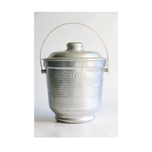 Cubo de Hielo de Aluminio de Alta Calidad, Cubo para Cerveza con Tapa y Asa - Product Image 1