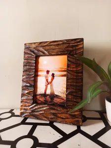 Cadre photo en bois artisanal, écologique et durable, de style moderne et contemporain, pour photos de famille, décoration murale pour salon - Product Image 2