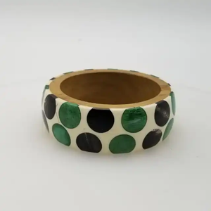 FAIZA CRAFT FC-1225 กำไลข้อมือเรซิ่นสีสันสวยงาม ดีไซน์ใหม่ คุณภาพสูง สำหรับงานปาร์ตี้ เหมาะสำหรับผู้หญิง ทำด้วยมือ - Product Image 5