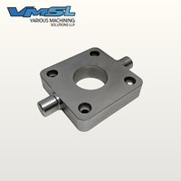 Pelat Flens Trunnion Lengan Ayun Baja Tahan Karat yang Diproses CNC, Blok Pemasangan Mekanis Berlapis Seng OEM Kustom dengan Wire EDM