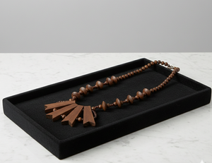 สร้อยคอไม้ซิสโซ่แฮนด์เมดลายเจ้าหญิง: จุดเด่นลายเส้นศิลปะพร้อมเคลือบเงาด้วยขี้ผึ้งธรรมชาติ - Product Image 3