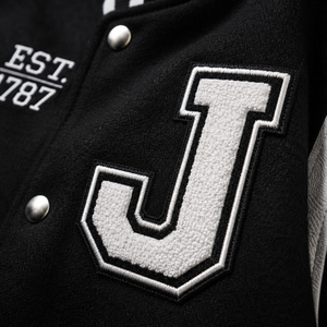 Chaqueta Universitaria Personalizada 100% Cuero Genuino, Chaqueta de Béisbol con Letras Bordadas en Chenilla, Estilo Universitario, Chaqueta de Moda Preppy - Product Image 3