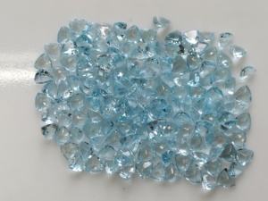 Topacio Azul Cielo Natural de 5MM, Corte Trillón, Gemas Sueltas de la Mejor Calidad para Joyería - Product Image 3