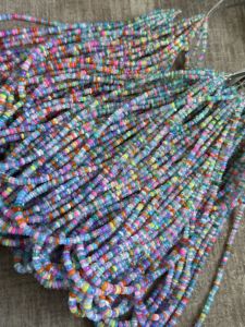 Perles rondes lisses en opale éthiopienne AAA Disco, 3-5 mm, 16 pouces, opale naturelle, pierres précieuses pour la création de bijoux, vente en gros - Product Image 1