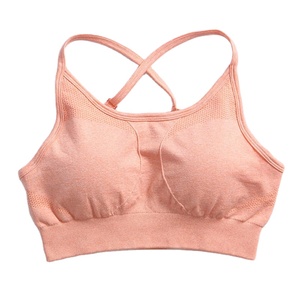 Ensemble 2 pièces sans couture : Leggings sculptants respirants taille mi-haute et brassière de sport pour la gym, le yoga et l'entraînement (121 Ch - Product Image 5