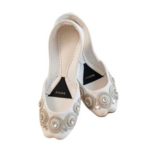 เสื้อผ้า รองเท้า เครื่องประดับ รองเท้าคุสซ่าสั่งทำพิเศษสำหรับผู้หญิง รองเท้าคุสซ่าคุณภาพดีสำหรับผู้หญิง รองเท้าคุสซ่าสไตล์ใหม่สำหรับผู้หญิง - Product Image 1