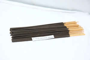 Velas de cera de soja hechas a mano con aroma a rosa, incienso negro en pilar, en tarro de bambú moderno de 9 pulgadas, 15 unidades, pedido al por mayor, para Diwali, religiosas, para el hogar. - Product Image 4