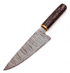 Couteau de cuisine artisanal en acier Damas avec manche octogonal en bois foncé et collier en laiton - Product Image 5