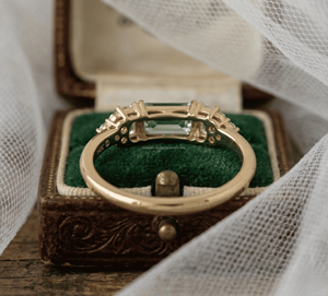 Anillos de Piedras Preciosas con Engaste de Garra Hechos a Mano de Alta Calidad, Chapados en Oro, con Piedra Redonda Brillante Facetada, Ajustables para Mujeres y Niñas - Product Image 1