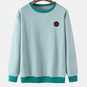 Sweat-shirts minimalistes pour hommes, best-sellers, parfaits pour la superposition, la détente et la mode quotidienne, en coton mélangé. - Product Image 1