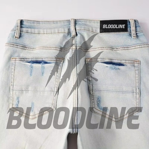 กางเกงยีนส์ทรงตรงสีฟ้าอ่อนสำหรับผู้ชาย แบรนด์ BLOODLINE รุ่นสลิมฟิต ขาดเซอร์ๆ สไตล์สตรีทแวร์ ผ้าฝ้ายคุณภาพพรีเมียม เอวกลาง เหมาะสำหรับฤดูใบไม้ร่วง - Product Image 3