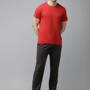 T-shirt pour homme en coton uni de haute qualité, col rond, manches courtes, t-shirt d'été décontracté, tissu respirant et doux, logo personnalisé OEM - Product Image 2